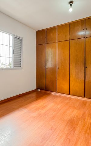 Casa à venda com 194m², 3 quartos e 2 vagas Casa à venda com 194m², 3 quartos e 2 vagasSuíte