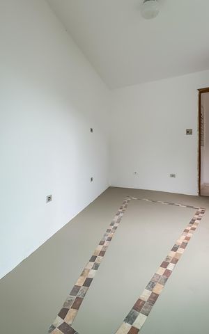 Casa à venda com 194m², 3 quartos e 2 vagas Casa à venda com 194m², 3 quartos e 2 vagasQuarto 3 - Escritório