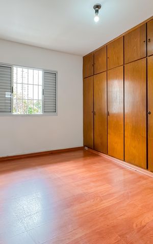 Casa à venda com 194m², 3 quartos e 2 vagas Casa à venda com 194m², 3 quartos e 2 vagasSuíte