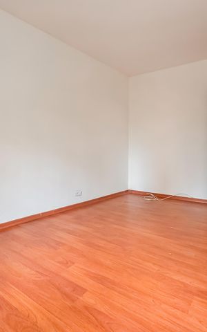 Casa à venda com 194m², 3 quartos e 2 vagas Casa à venda com 194m², 3 quartos e 2 vagasQuarto 2