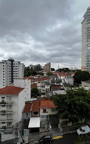 Apartamento à venda com 250m², 3 quartos e 4 vagas Apartamento à venda com 250m², 3 quartos e 4 vagasVista da Varanda da Suíte 1