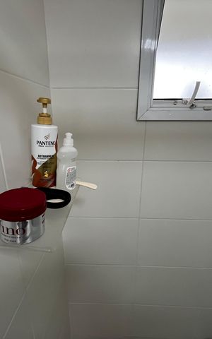 Apartamento à venda com 250m², 3 quartos e 4 vagas Apartamento à venda com 250m², 3 quartos e 4 vagasBanheiro da Suíte 2