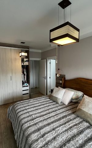 Apartamento à venda com 250m², 3 quartos e 4 vagas Apartamento à venda com 250m², 3 quartos e 4 vagasSuíte 1
