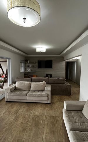 Apartamento à venda com 250m², 3 quartos e 4 vagas Apartamento à venda com 250m², 3 quartos e 4 vagasSala