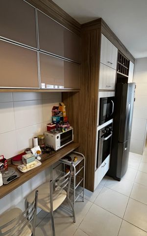 Apartamento à venda com 250m², 3 quartos e 4 vagas Apartamento à venda com 250m², 3 quartos e 4 vagasCozinha