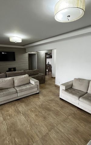 Apartamento à venda com 250m², 3 quartos e 4 vagas Apartamento à venda com 250m², 3 quartos e 4 vagasSala