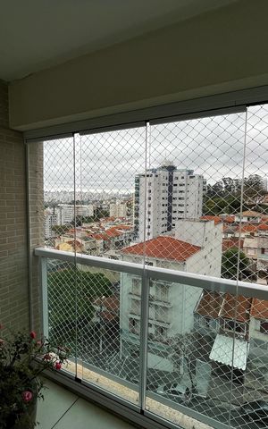 Apartamento à venda com 250m², 3 quartos e 4 vagas Apartamento à venda com 250m², 3 quartos e 4 vagasVaranda da Suíte 1