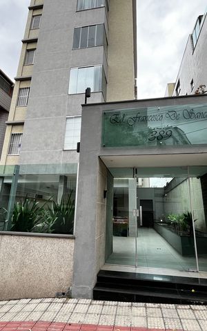 Apartamento à venda com 80m², 3 quartos e 2 vagasFachada