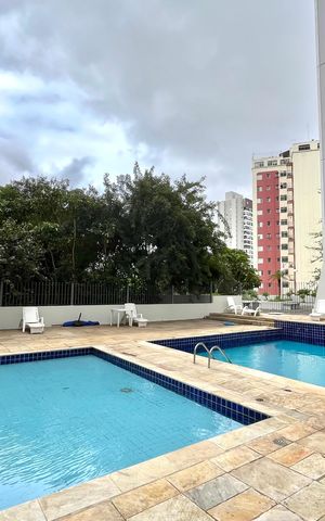 Apartamento à venda com 75m², 3 quartos e 1 vaga Apartamento à venda com 75m², 3 quartos e 1 vagaÁrea comum - Piscina