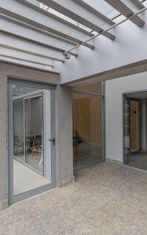 Apartamento à venda com 238m², 4 quartos e 4 vagas Apartamento à venda com 238m², 4 quartos e 4 vagasÁrea comum