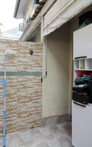 Casa de condomínio à venda com 70m², 2 quartos e 1 vagaÁrea de Serviço