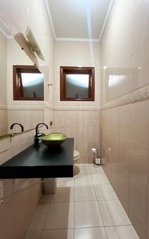 Casa para alugar com 580m², 5 quartos e 11 vagas Casa para alugar com 580m², 5 quartos e 11 vagasLavabo