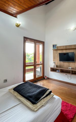 Casa para alugar com 580m², 5 quartos e 11 vagas Casa para alugar com 580m², 5 quartos e 11 vagasQuarto