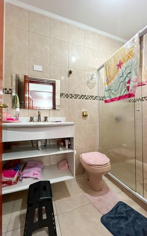 Casa para alugar com 580m², 5 quartos e 11 vagas Casa para alugar com 580m², 5 quartos e 11 vagasBanheiro da Suíte 2