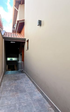 Casa para alugar com 580m², 5 quartos e 11 vagas Casa para alugar com 580m², 5 quartos e 11 vagasCorredor