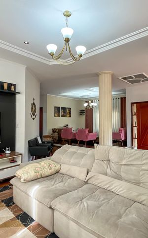 Casa para alugar com 580m², 5 quartos e 11 vagas Casa para alugar com 580m², 5 quartos e 11 vagasSala