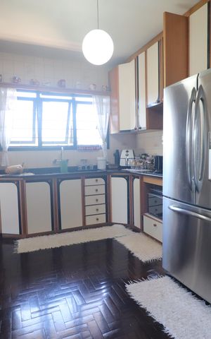 Casa à venda com 350m², 4 quartos e 2 vagasCozinha 2