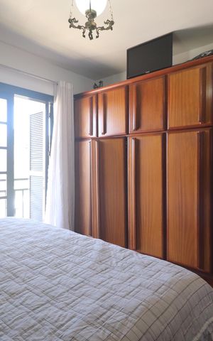 Casa à venda com 350m², 4 quartos e 2 vagasSuíte