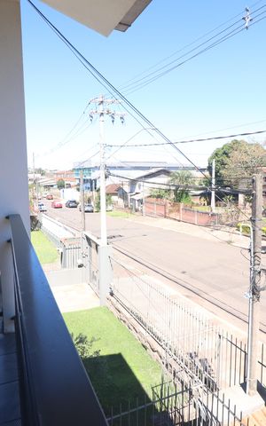 Casa à venda com 350m², 4 quartos e 2 vagasSuíte