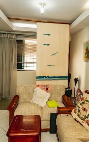 Casa à venda com 75m², 2 quartos e 1 vagaSala
