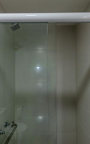 Studio à venda com 30m², 1 quarto e sem vaga Studio à venda com 30m², 1 quarto e sem vagaBanheiro