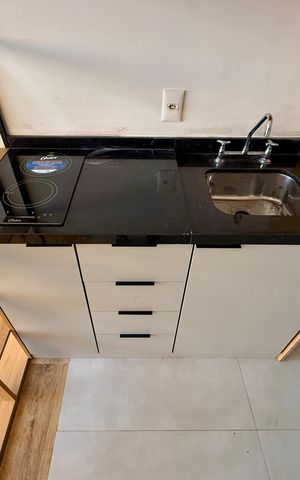 Studio à venda com 32m², 1 quarto e sem vaga Studio à venda com 32m², 1 quarto e sem vagaCozinha