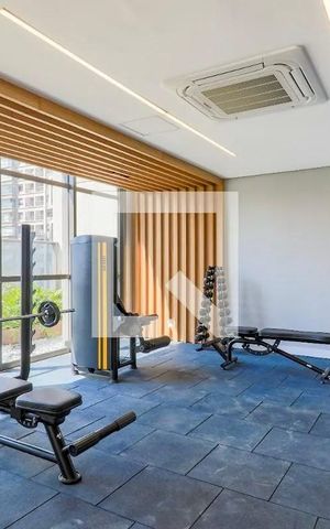 Studio à venda com 32m², 1 quarto e sem vaga Studio à venda com 32m², 1 quarto e sem vagaAcademia