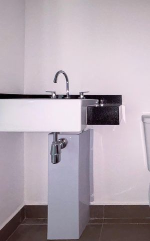 Apartamento para alugar com 33m², 2 quartos e sem vaga Apartamento para alugar com 33m², 2 quartos e sem vagaBanheiro da Suíte