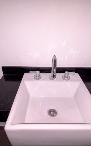 Studio para alugar com 109m², 1 quarto e sem vaga Studio para alugar com 109m², 1 quarto e sem vagaBanheiro