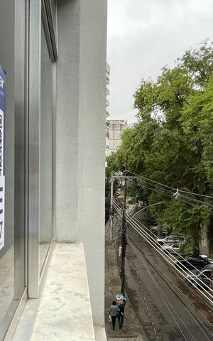Apartamento à venda com 130m², 3 quartos e sem vaga Apartamento à venda com 130m², 3 quartos e sem vagaPlaquinha