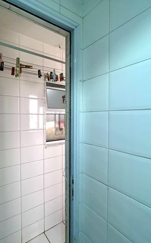 Apartamento à venda com 128m², 3 quartos e 3 vagas Apartamento à venda com 128m², 3 quartos e 3 vagasBanheiro de Serviço