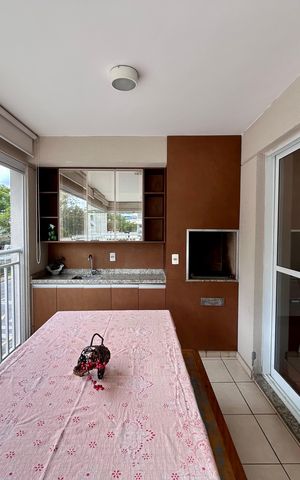 Apartamento à venda com 128m², 3 quartos e 3 vagas Apartamento à venda com 128m², 3 quartos e 3 vagasVaranda da Sala