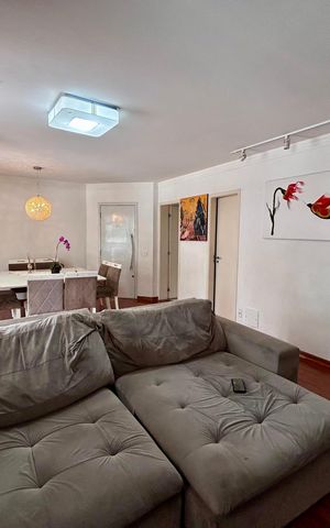 Apartamento à venda com 128m², 3 quartos e 3 vagas Apartamento à venda com 128m², 3 quartos e 3 vagasSala