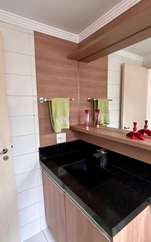 Apartamento à venda com 128m², 3 quartos e 3 vagas Apartamento à venda com 128m², 3 quartos e 3 vagasBanheiro da Suíte 1