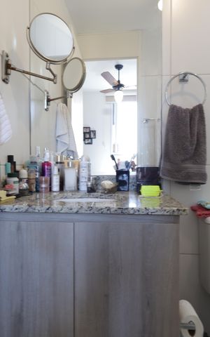 Apartamento à venda com 64m², 2 quartos e 1 vagaBanheiro da Suíte