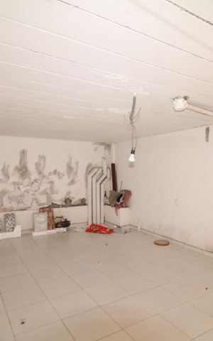 Casa de condomínio à venda com 130m², 3 quartos e 3 vagasGaragem