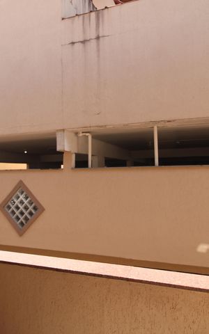 Casa de condomínio à venda com 130m², 3 quartos e 3 vagasQuarto 1 - Varanda