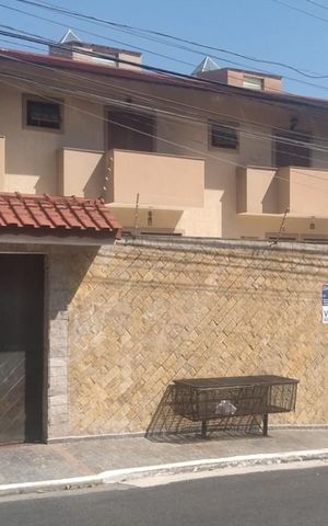 Casa de condomínio à venda com 130m², 3 quartos e 3 vagasFachada