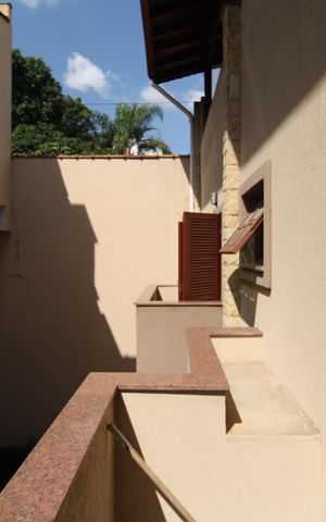 Casa de condomínio à venda com 130m², 3 quartos e 3 vagasQuarto 1 - Varanda