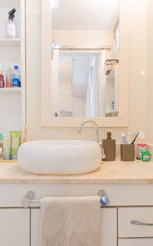 Apartamento à venda com 80m², 2 quartos e 1 vagaBanheiro Suíte