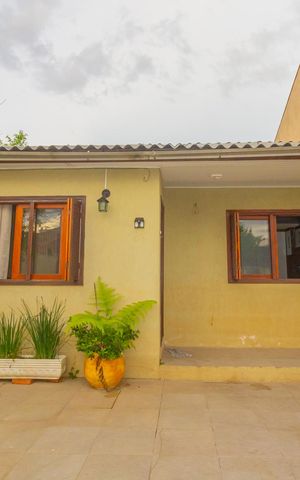Casa à venda com 80m², 2 quartos e 1 vagaFachada