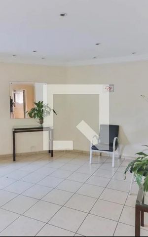 Apartamento à venda com 56m², 2 quartos e 1 vaga Apartamento à venda com 56m², 2 quartos e 1 vagaHall social