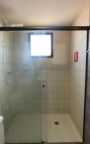 Apartamento à venda com 56m², 2 quartos e 1 vaga Apartamento à venda com 56m², 2 quartos e 1 vagaBanheiro Social