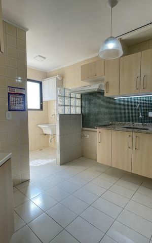 Apartamento à venda com 56m², 2 quartos e 1 vaga Apartamento à venda com 56m², 2 quartos e 1 vagaCozinha