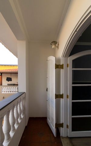 Casa à venda com 308m², 3 quartos e 2 vagas Casa à venda com 308m², 3 quartos e 2 vagasVaranda do Quarto 2