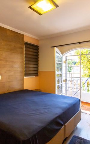 Casa à venda com 308m², 3 quartos e 2 vagas Casa à venda com 308m², 3 quartos e 2 vagasSuíte