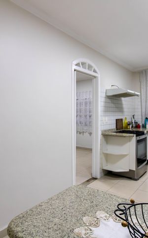 Casa à venda com 308m², 3 quartos e 2 vagas Casa à venda com 308m², 3 quartos e 2 vagasCozinha