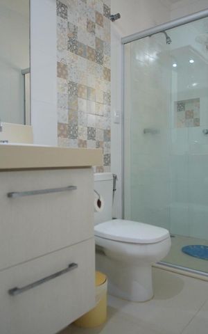 Casa à venda com 329m², 4 quartos e 4 vagasBanheiro da Suíte