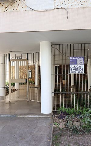 Apartamento para alugar com 153m², 3 quartos e 1 vagaFachada 