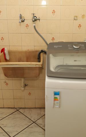 Casa à venda com 110m², 4 quartos e 1 vagaÁrea de Serviço
